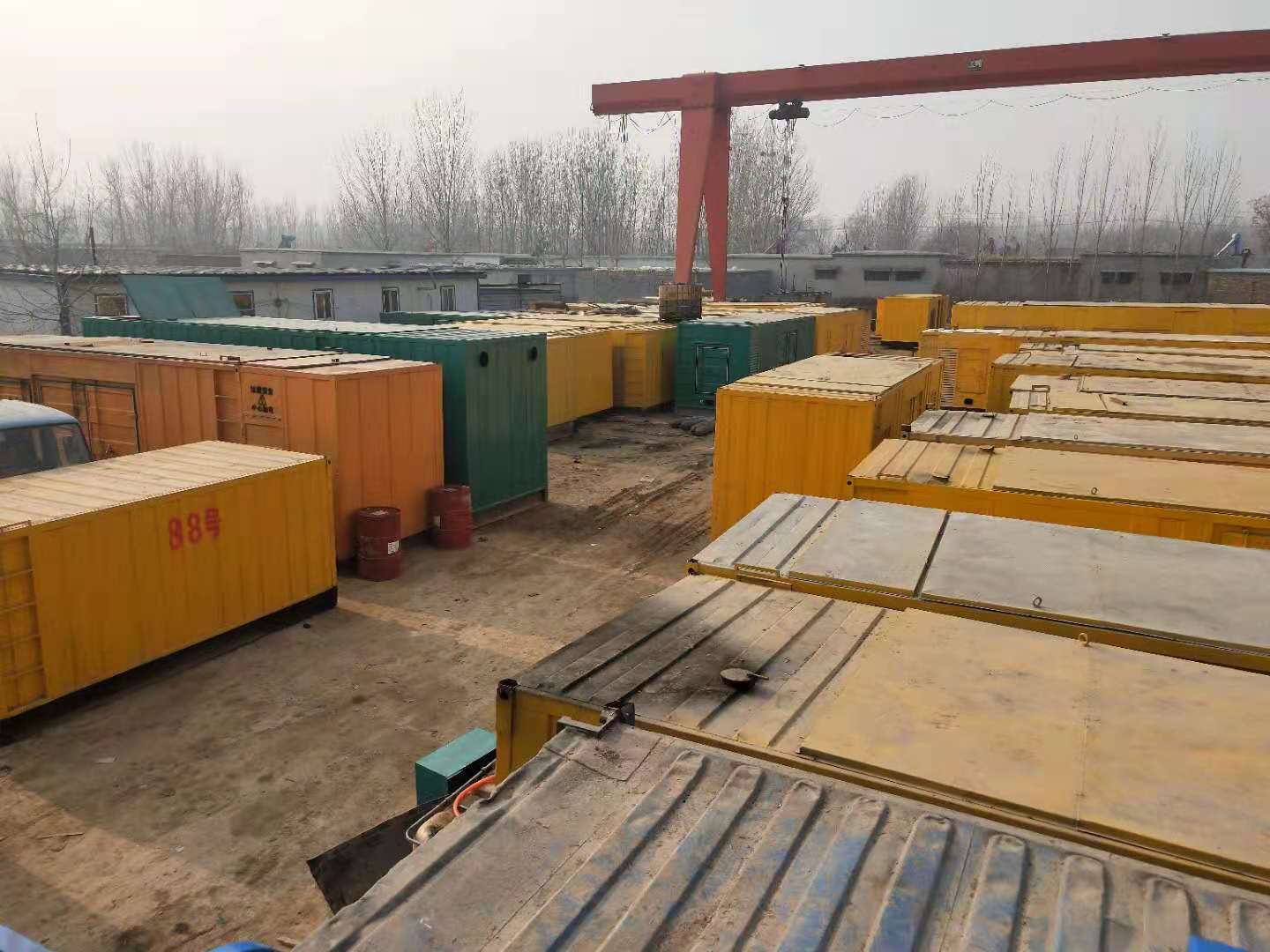 龙门租赁发电机-灰尘、风沙对柴油发电机组造成哪些不良影响？