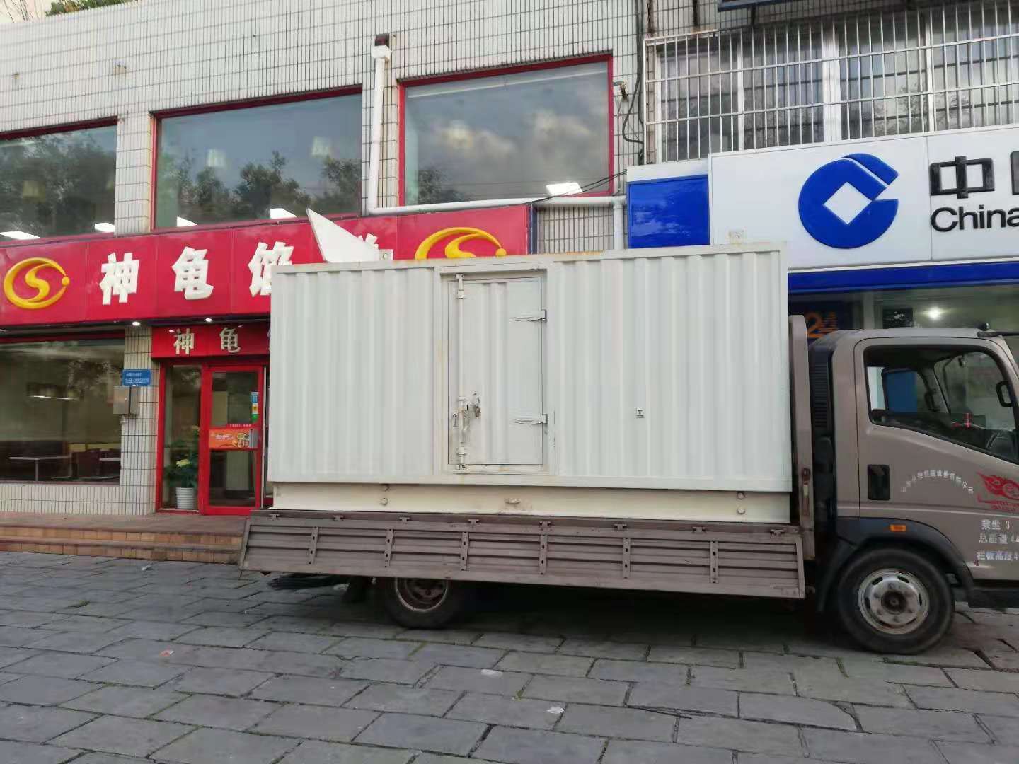 龙门出租发电机-柴油发电机组错误的启动方式