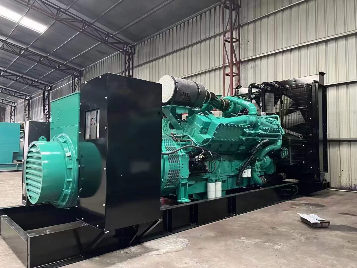 龙门如何降低 800kW 柴油发电机输出电流的波动？